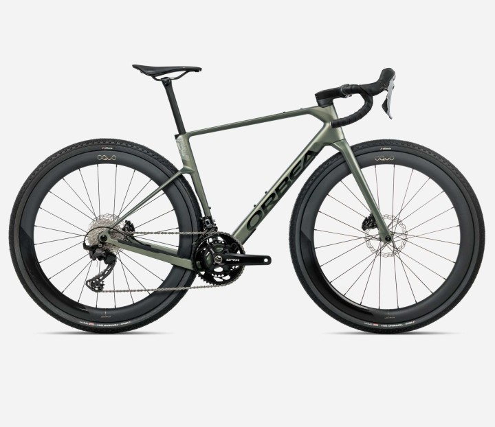 T147TTCC-IF-SIDE-TERRA_RACE_M20iLTD_over.jpg
