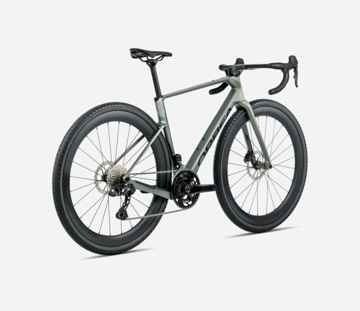 T147TTCC-IF-BACK-TERRA_RACE_M20iLTD_over.jpg
