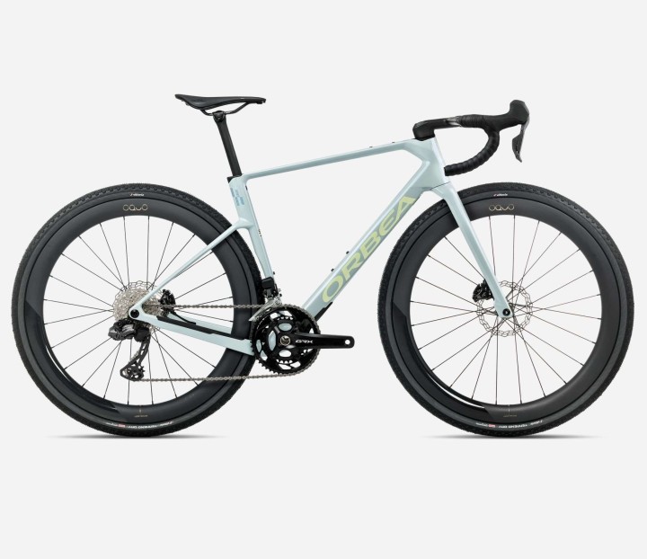 T147TTCC-ID-SIDE-TERRA_RACE_M20iLTD_over.jpg