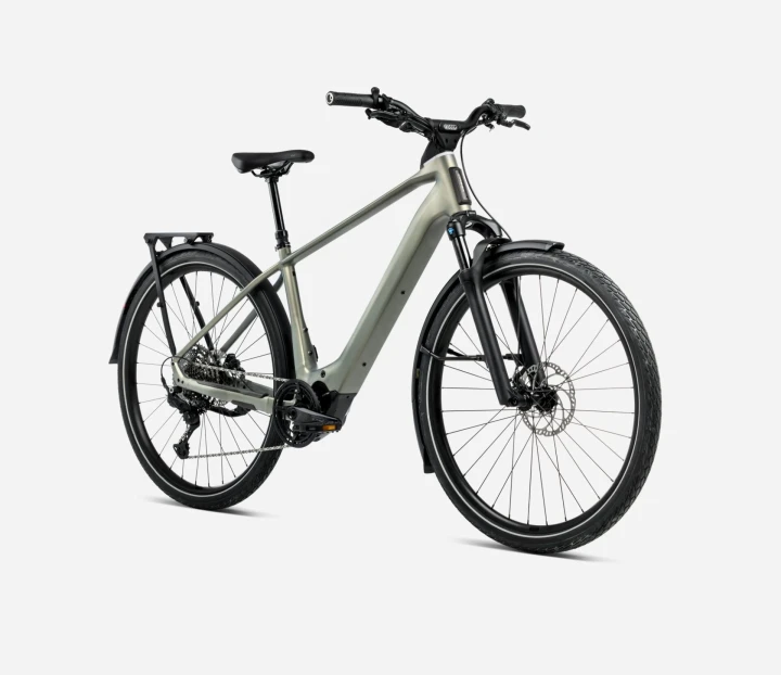 S371TTCC-W8-FRONT-KEMEN_TOUR10_over.jpg