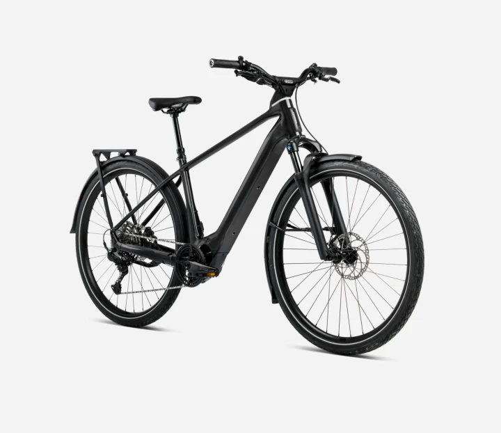 S371TTCC-W7-FRONT-KEMEN_TOUR10_over.jpg